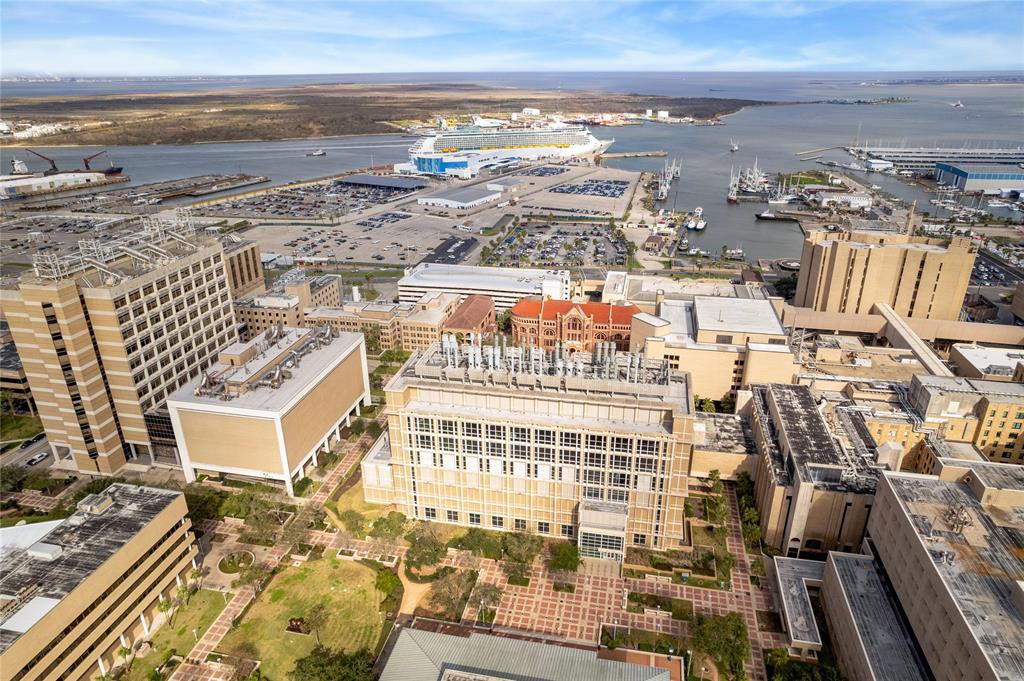 109 Trout Street, Galveston, Texas image 34