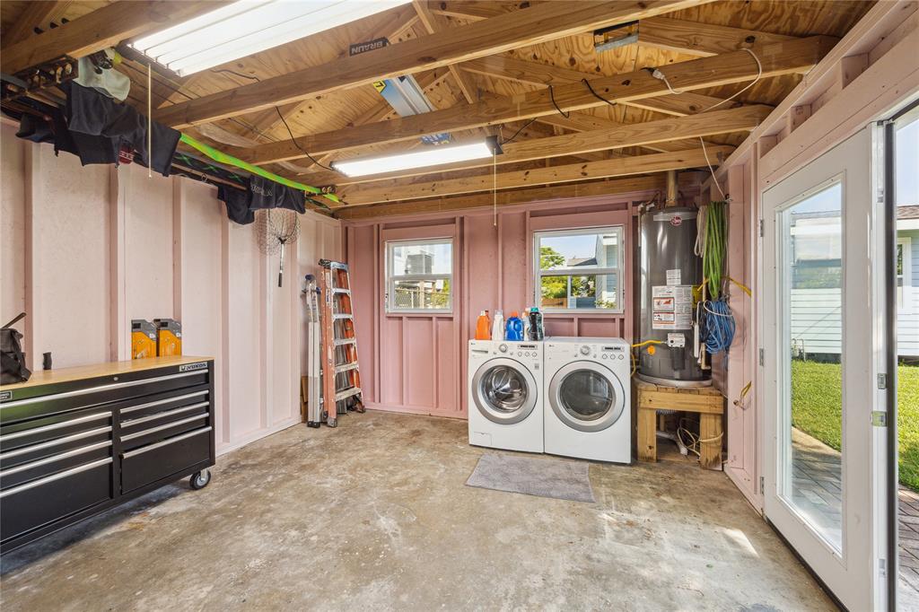 109 Trout Street, Galveston, Texas image 28