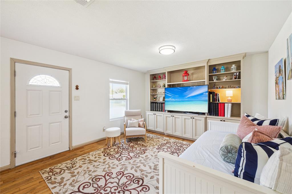 109 Trout Street, Galveston, Texas image 6