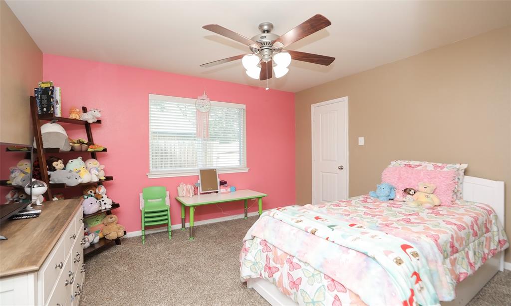 15727 W Chamfer Way, Crosby, Texas image 29