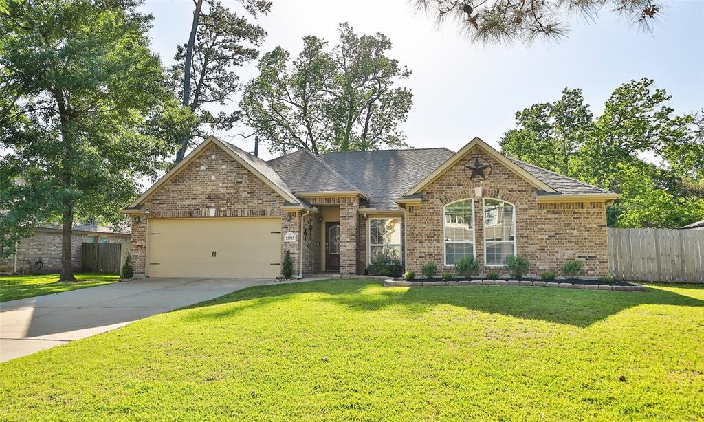 15727 W Chamfer Way, Crosby, Texas image 1