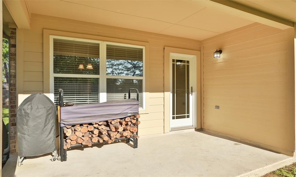 15727 W Chamfer Way, Crosby, Texas image 34