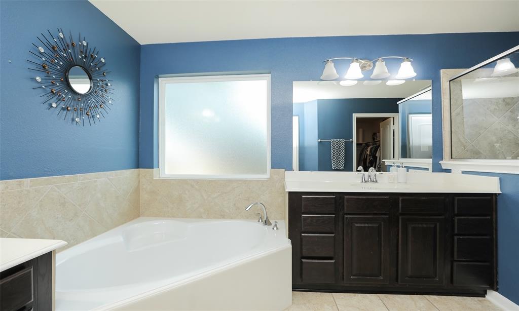 15727 W Chamfer Way, Crosby, Texas image 23