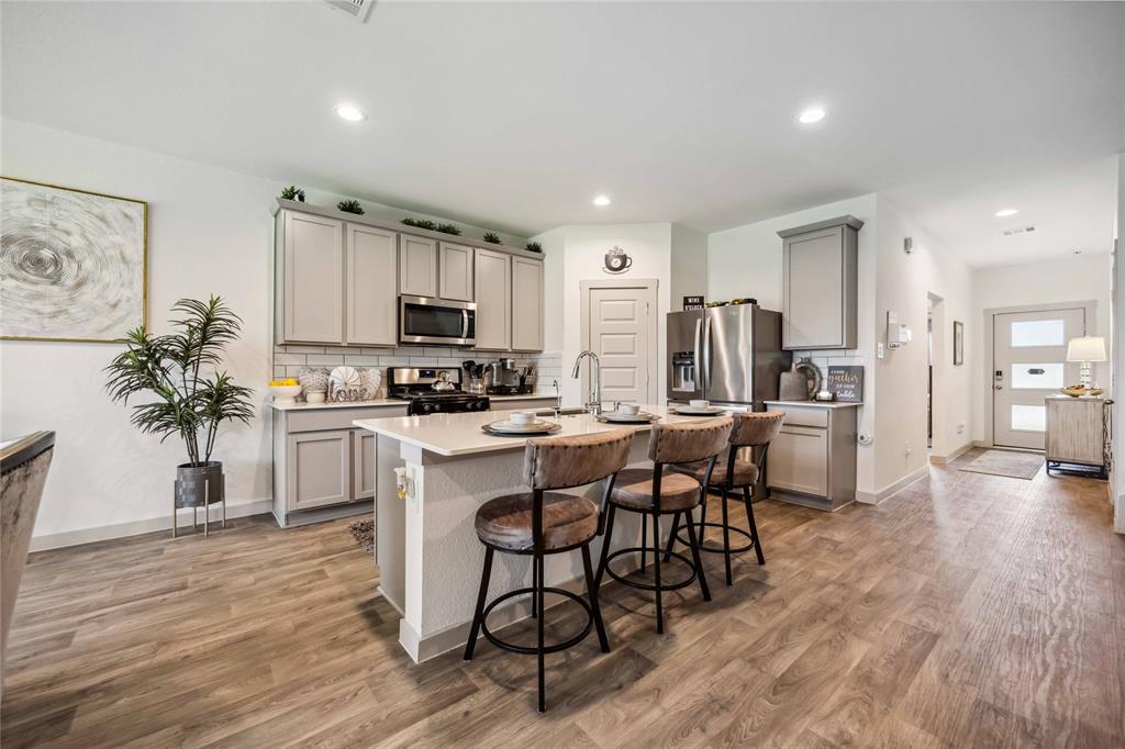 14714 Sweet Water Drive, Baytown, Texas image 12