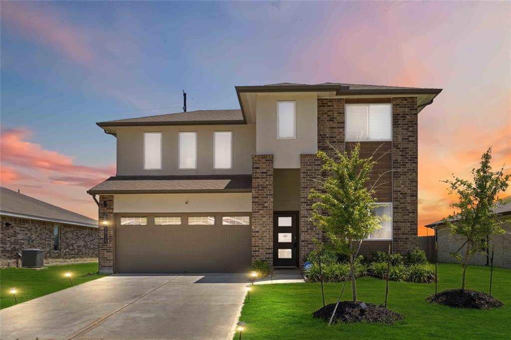 14714 Sweet Water Drive, Baytown, Texas image 1