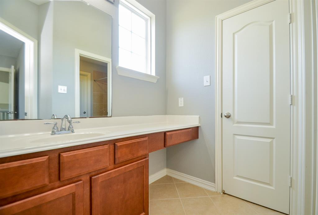 116 Meadow Ridge Way, Clute, Texas image 23