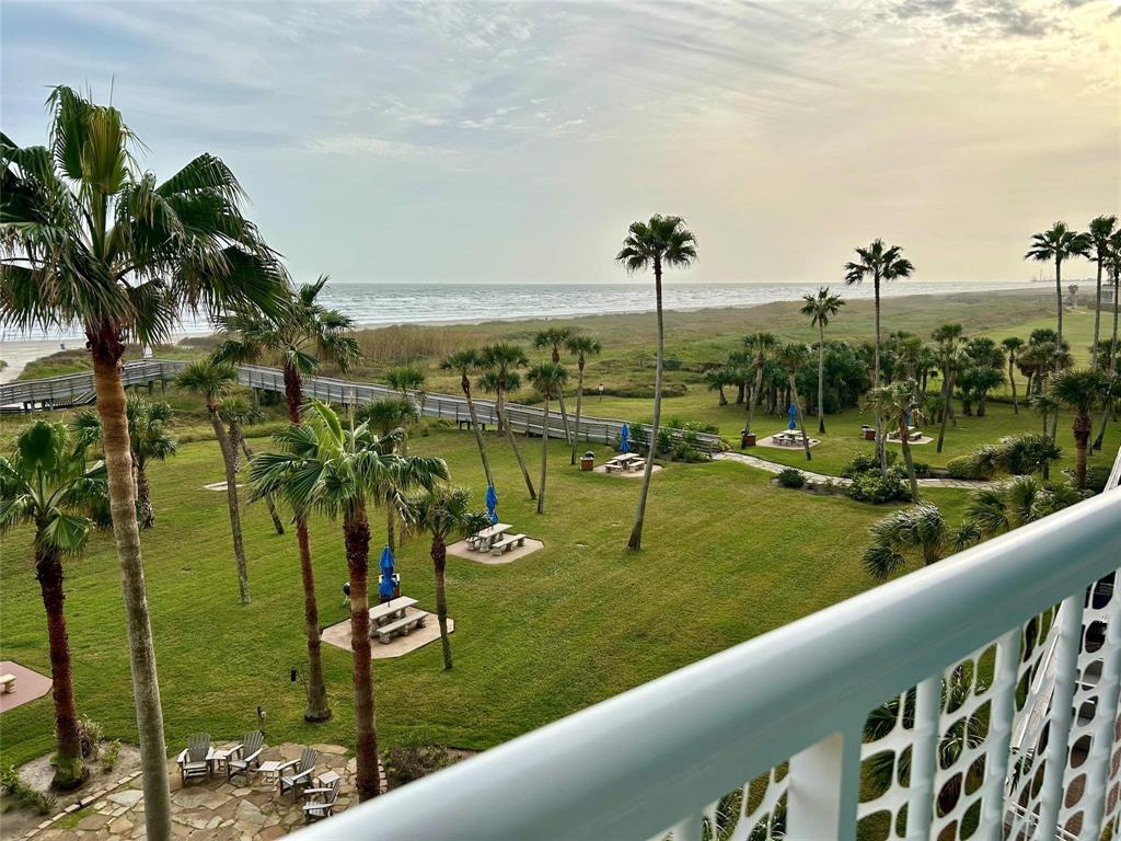 1401 E Beach Drive #203, Galveston, Texas image 9