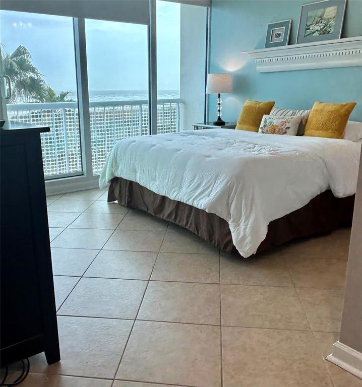 1401 E Beach Drive #203, Galveston, Texas image 8