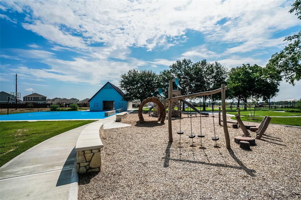 23511 Autumn Harvester Drive, Hockley, Texas image 12