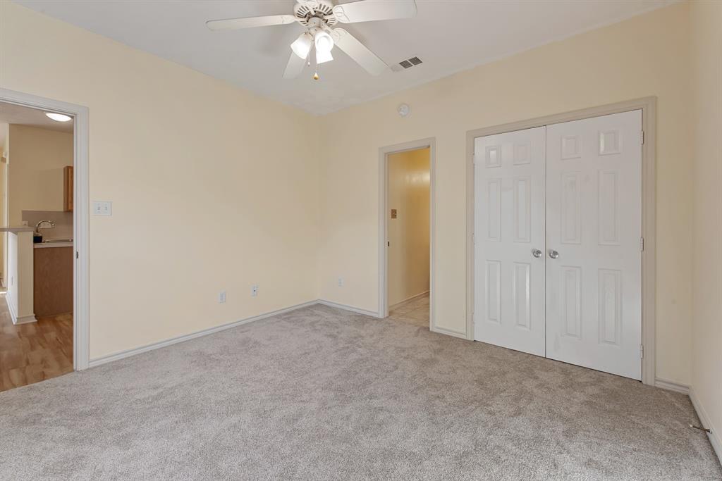 607 Townplace Drive, College Station, Texas image 13