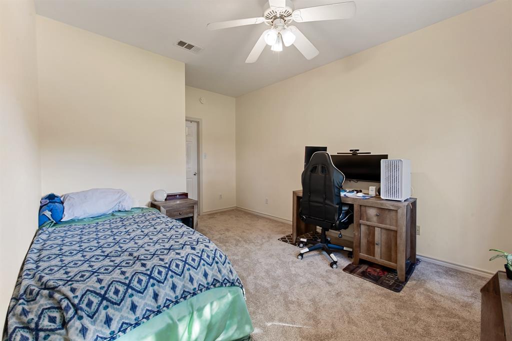 607 Townplace Drive, College Station, Texas image 15
