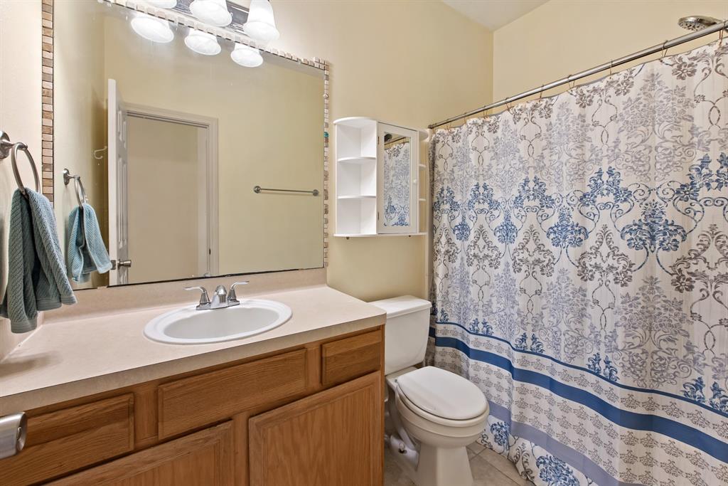607 Townplace Drive, College Station, Texas image 17