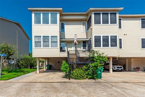 A home in Seabrook