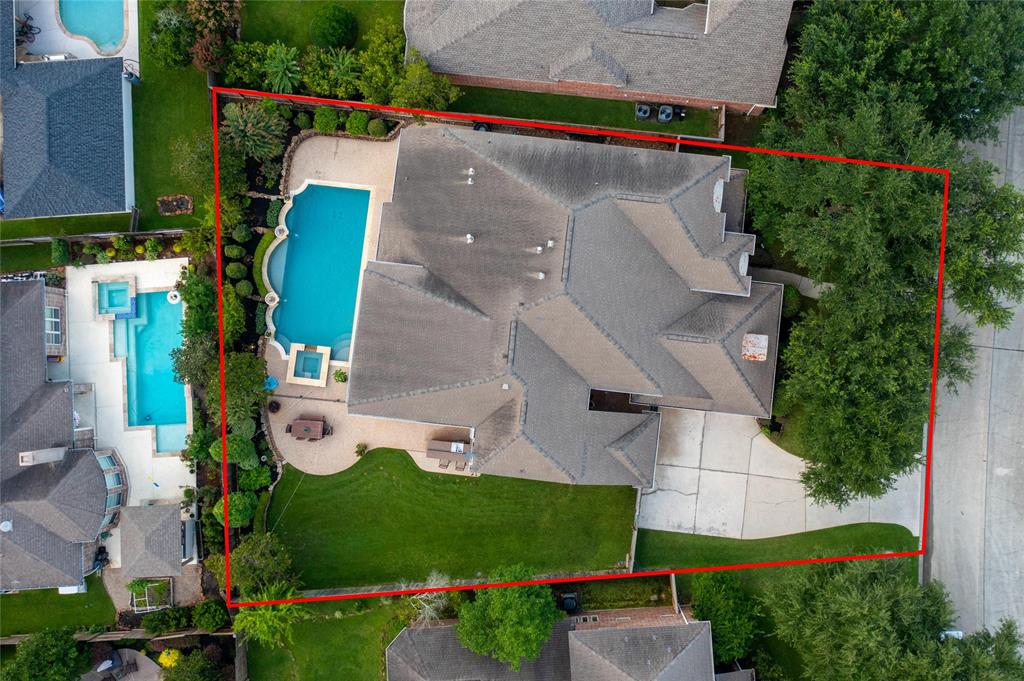 5902 Royal Hill Court