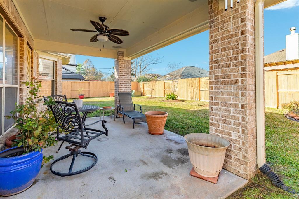 2604 Shady Springs Court, Pearland, Texas image 29