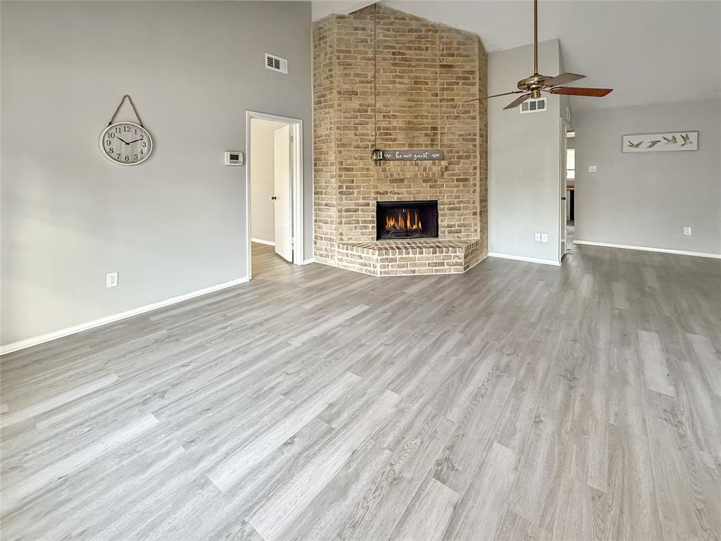 19411 Lazy Valley Drive, Katy, Texas image 4