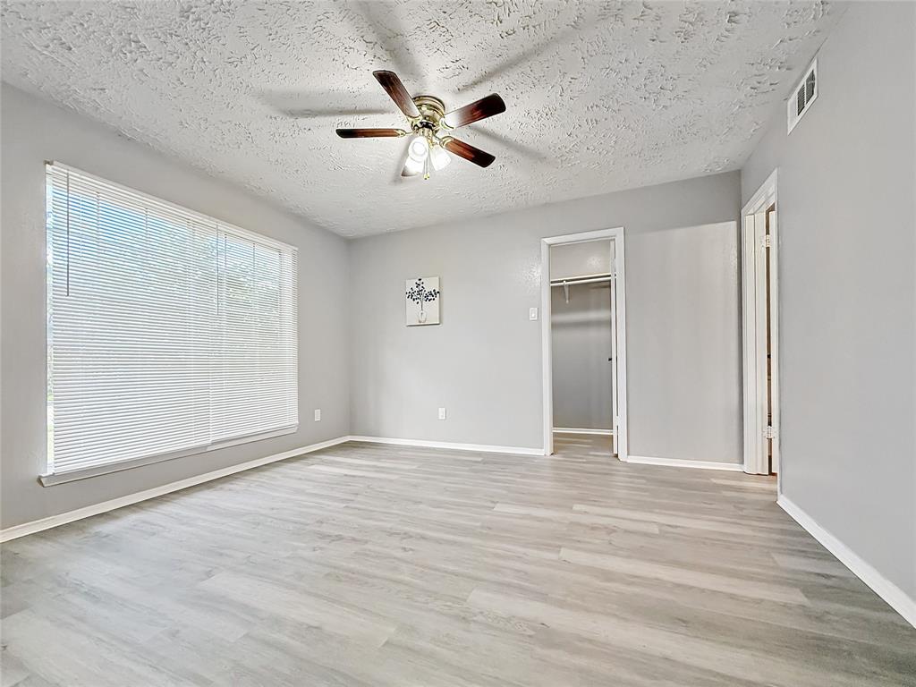 19411 Lazy Valley Drive, Katy, Texas image 9