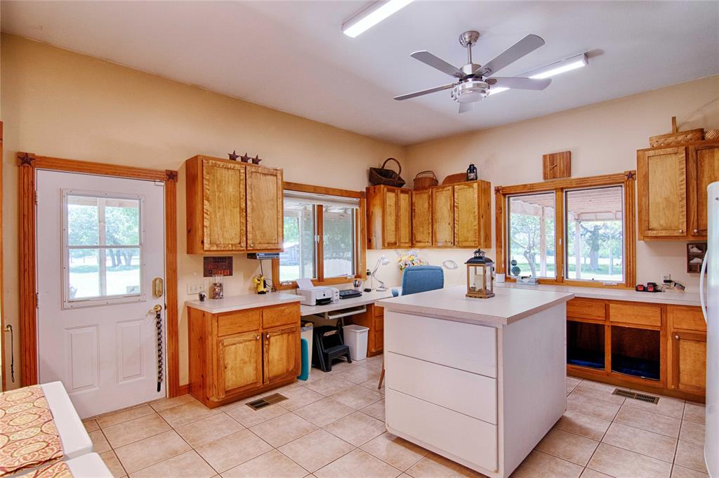 7755 Fm 1295, Moulton, Texas image 26