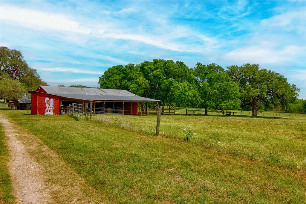 7755 Fm 1295, Moulton, Texas image 35