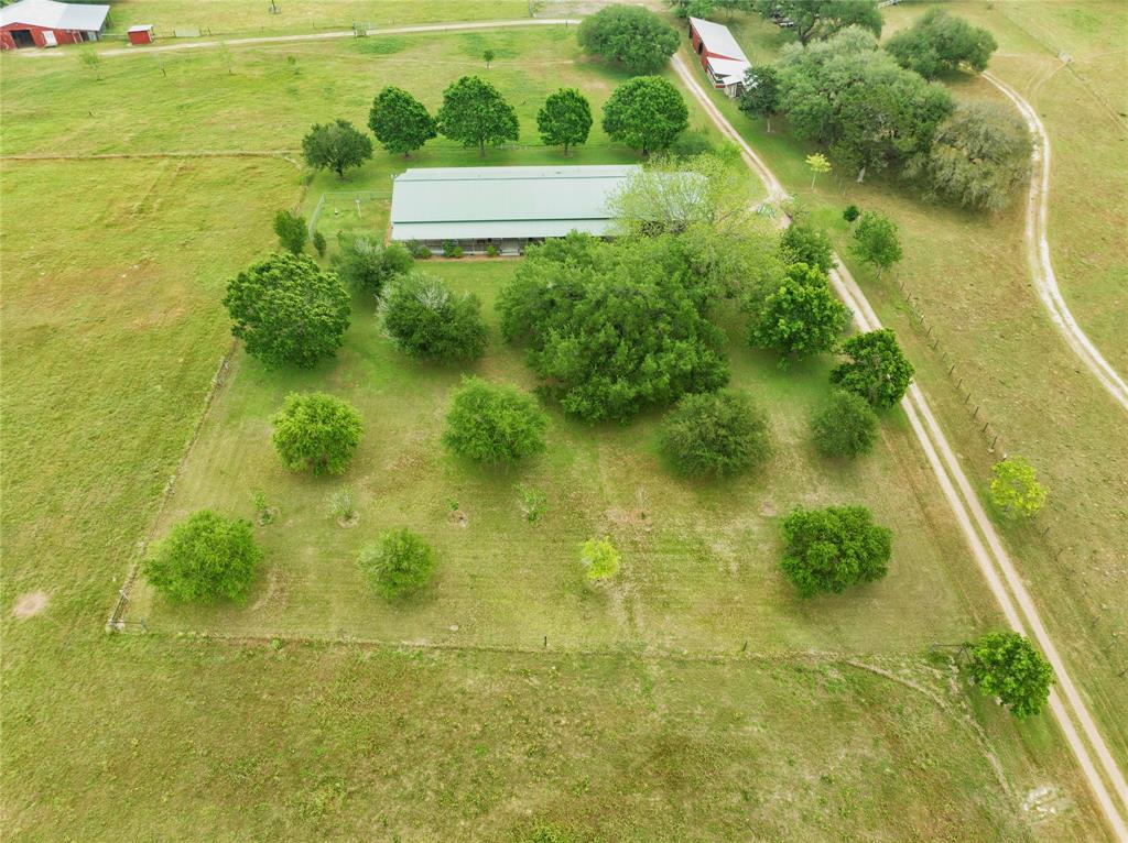 7755 Fm 1295, Moulton, Texas image 47