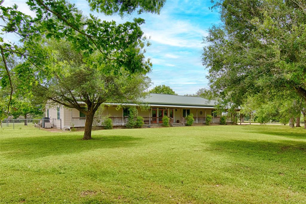 7755 Fm 1295, Moulton, Texas image 1
