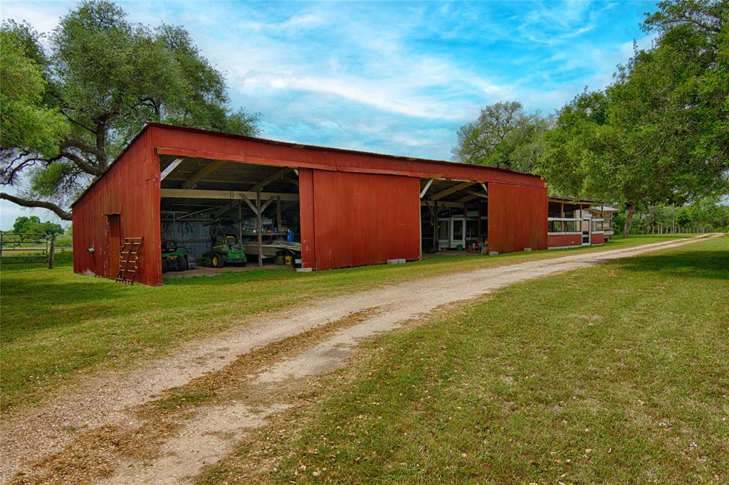 7755 Fm 1295, Moulton, Texas image 33