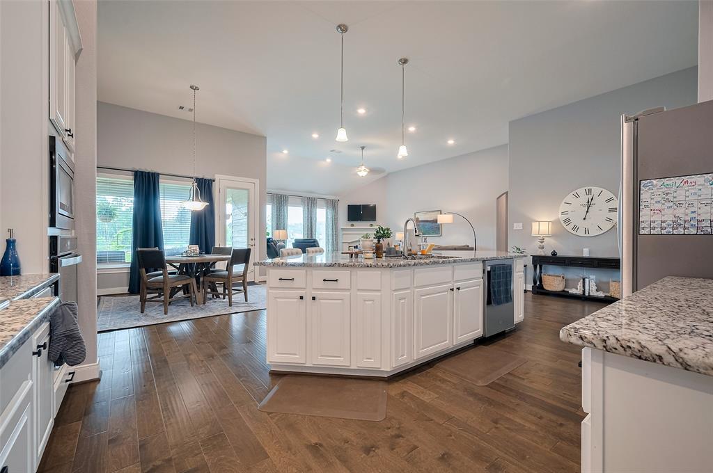 21191 Hidden Bend Loop, Magnolia, Texas image 15