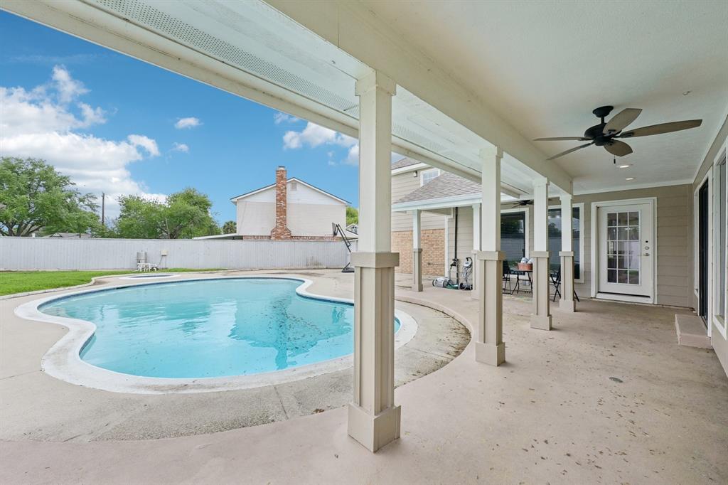 10307 Shell Rock Road, La Porte, Texas image 38