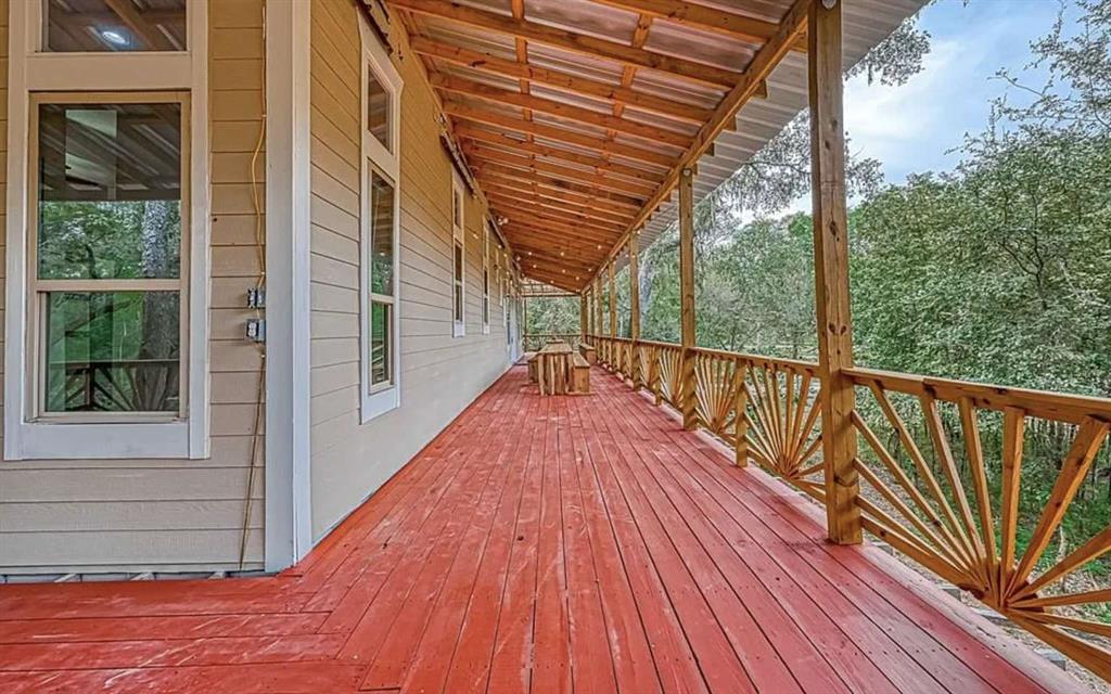 2184 Bear Bottom Drive, Wharton, Texas image 39