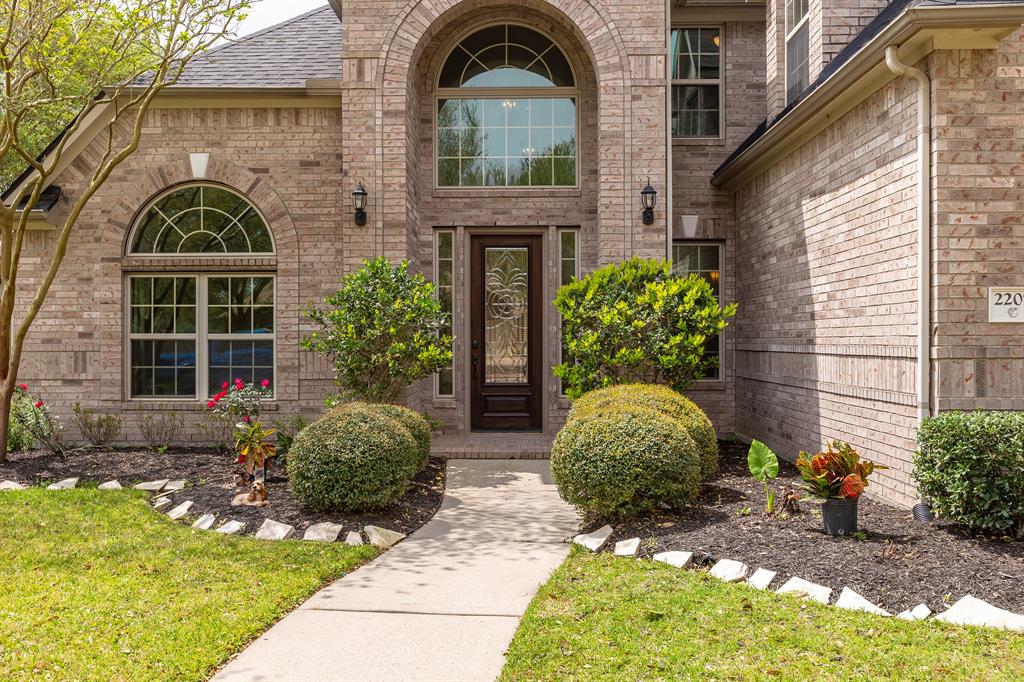 2207 Bayou Cove Lane, League City, Texas image 4