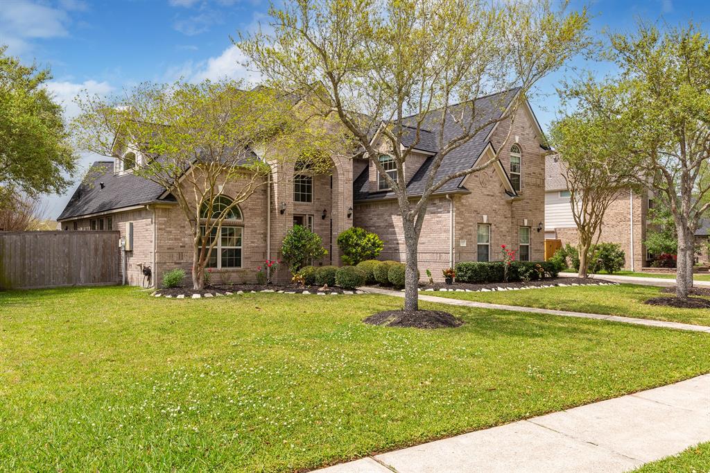 2207 Bayou Cove Lane, League City, Texas image 3