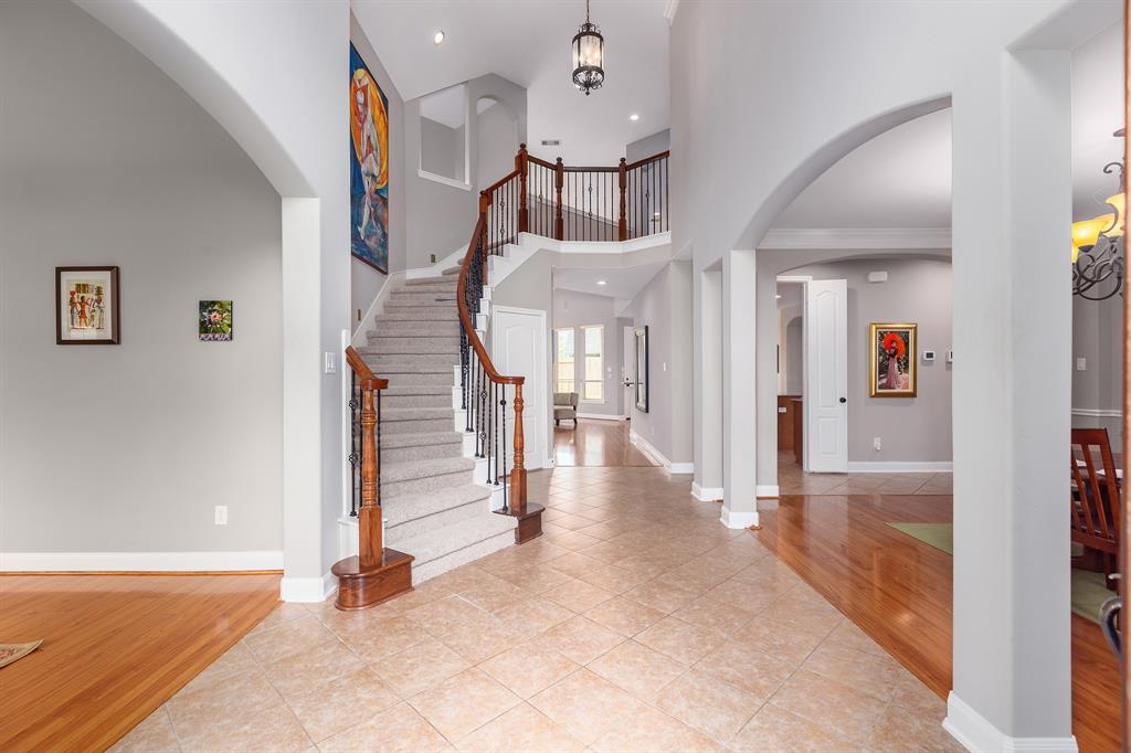2207 Bayou Cove Lane, League City, Texas image 5