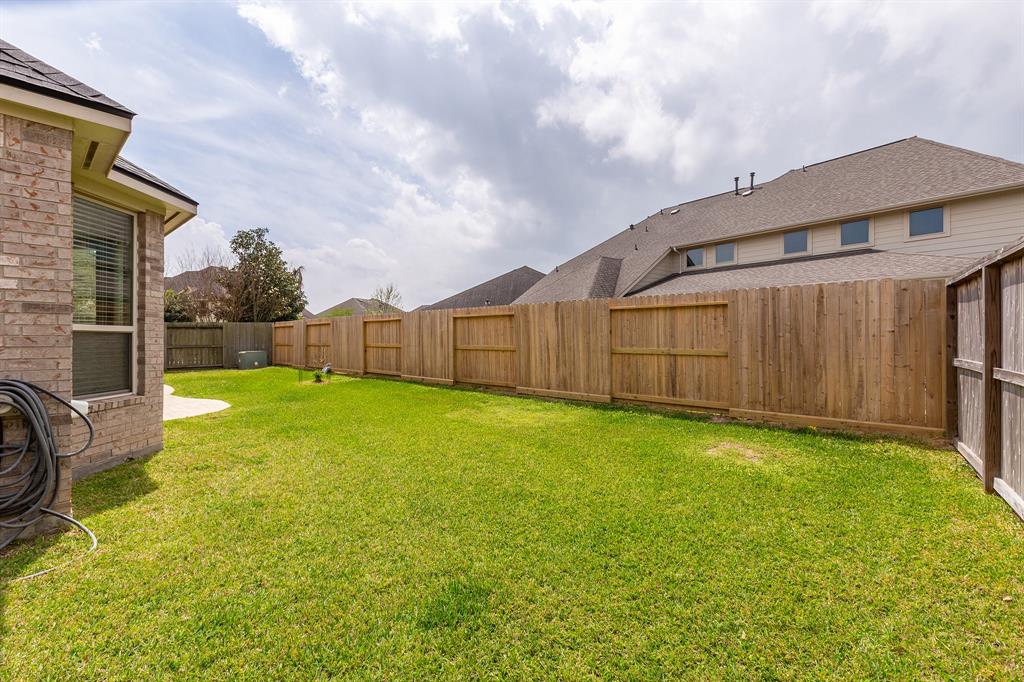 2207 Bayou Cove Lane, League City, Texas image 46