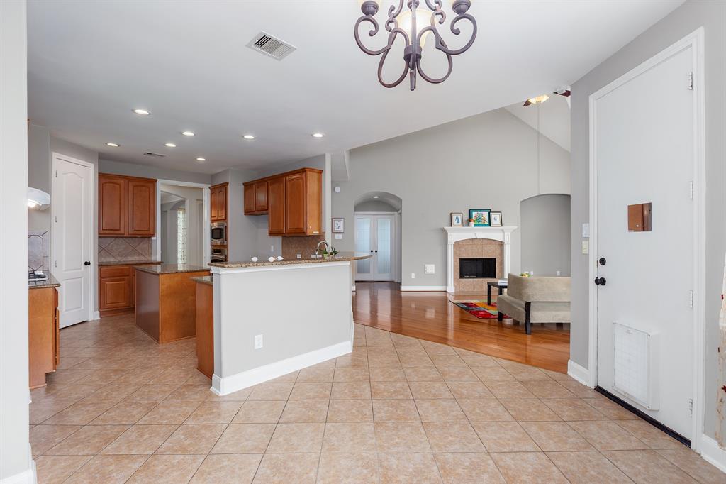 2207 Bayou Cove Lane, League City, Texas image 18