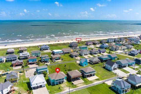 A home in Crystal Beach