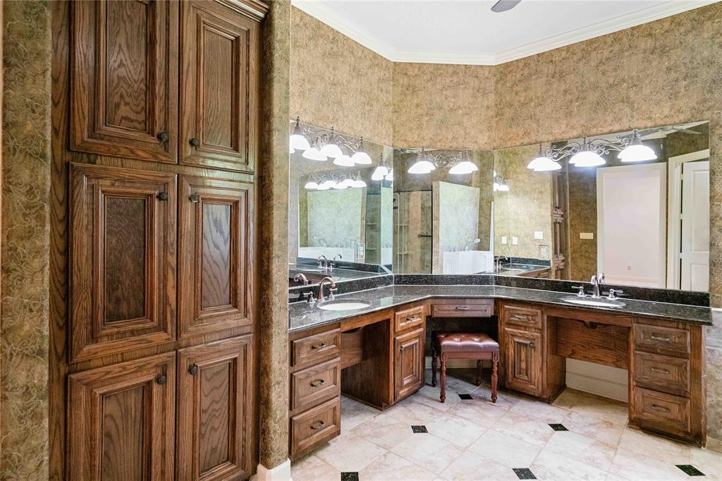 23720 W Fm 1097 Road, Montgomery, Texas image 22