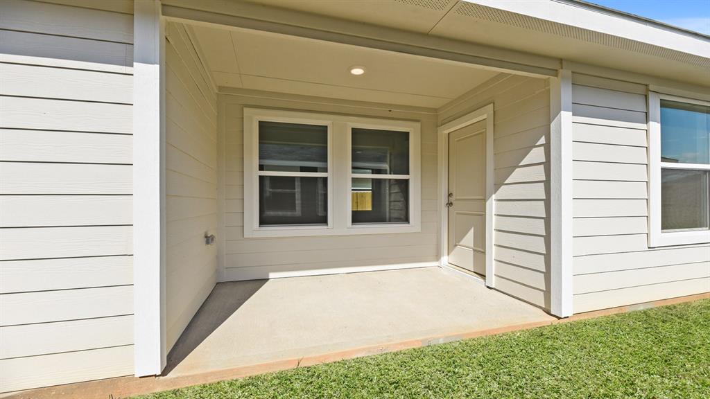 12027 William Trails Circle, Willis, Texas image 13