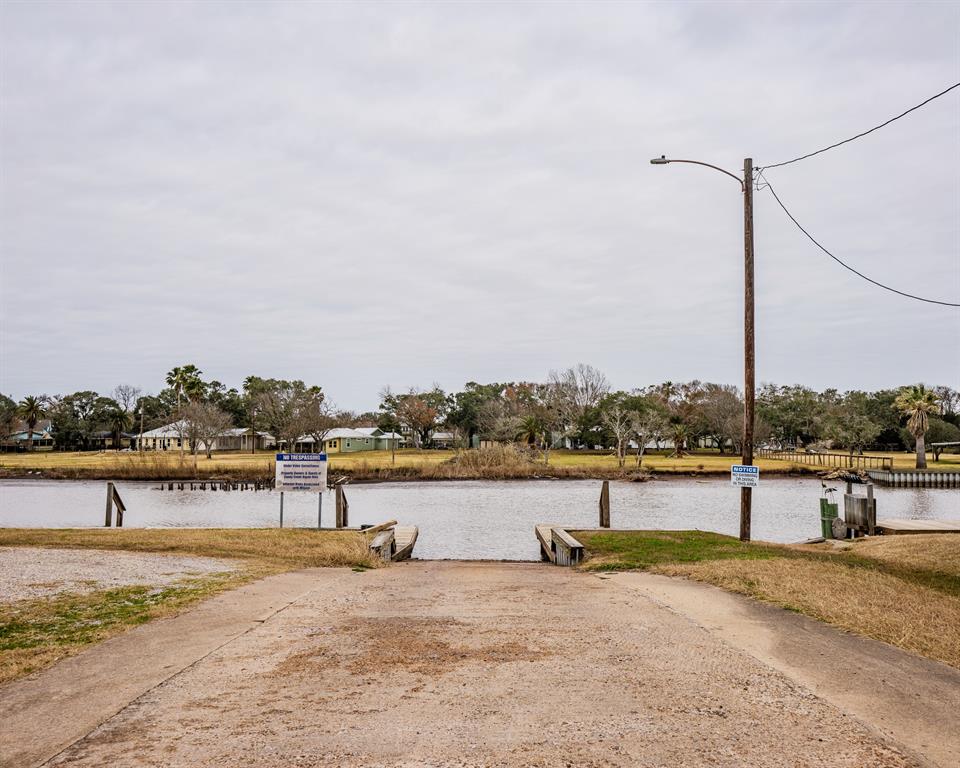 1769 County Road 291, Sargent, Texas image 49