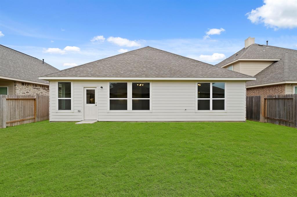 2438 Abbot Brook Drive, Rosharon, Texas image 20