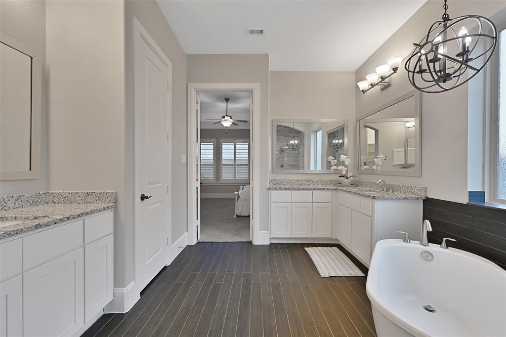 1804 Eagle Creek Drive, Friendswood, Texas image 37