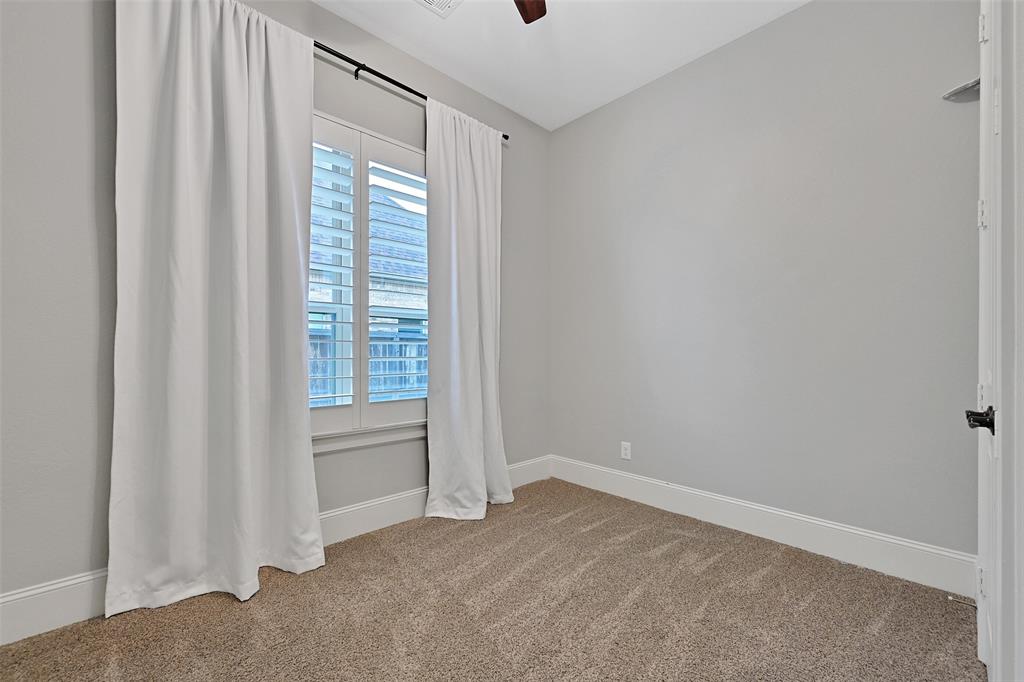 1804 Eagle Creek Drive, Friendswood, Texas image 11
