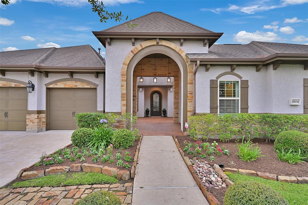 1804 Eagle Creek Drive, Friendswood, Texas image 4