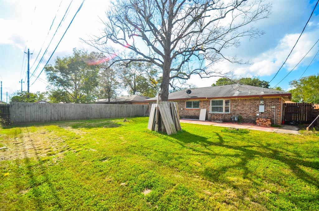 826 Brookview Street, Channelview, Texas image 32