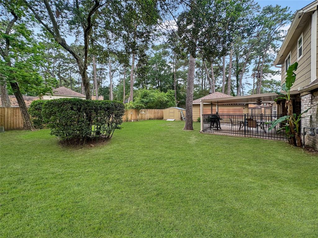 17407 Majestic Forest Drive, Spring, Texas image 4