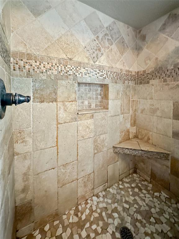 17407 Majestic Forest Drive, Spring, Texas image 22
