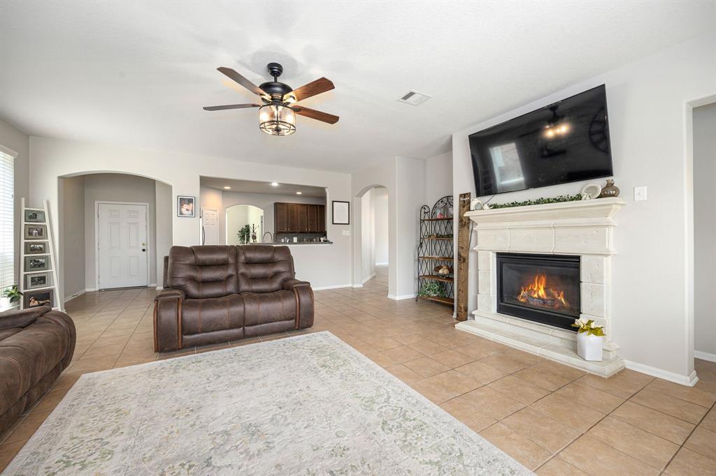 9907 Western Ridge Way, Conroe, Texas image 4