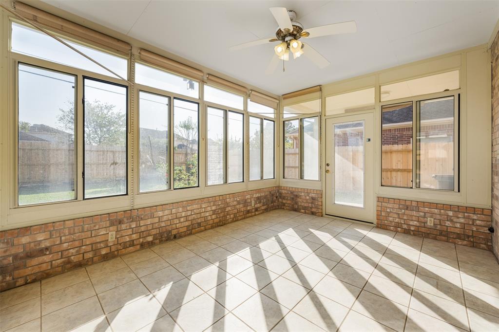 11408 Hidden Bay Drive, Pearland, Texas image 35