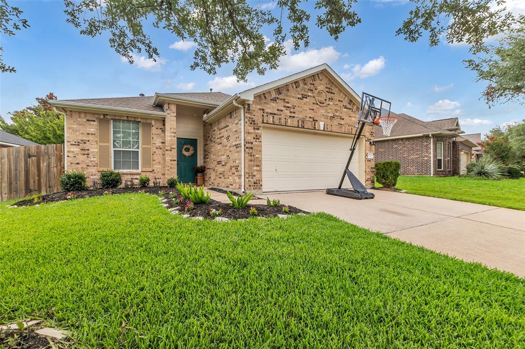 27502 Macy Hills Court