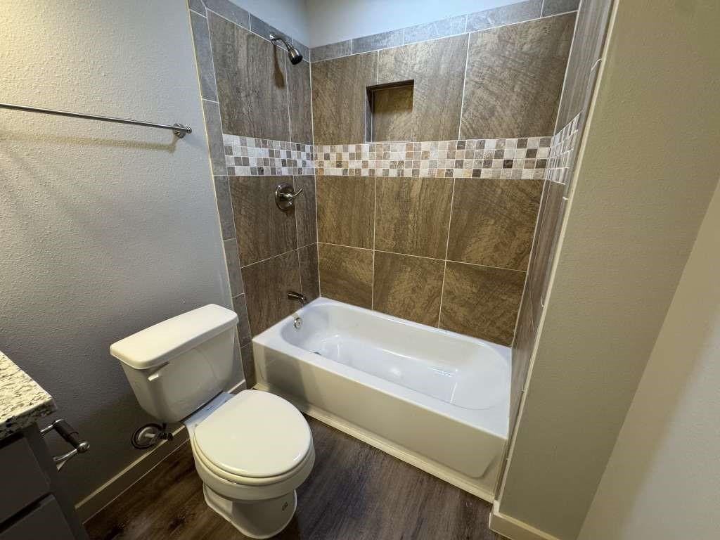 5802 Twisted Pine Court #D, Houston, Texas image 16