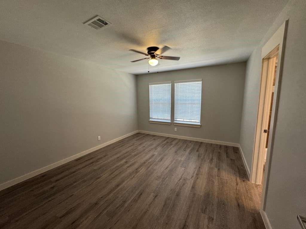 5802 Twisted Pine Court #D, Houston, Texas image 11